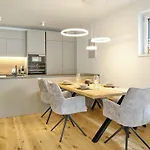 Peak View B4 By Aa Homes Appartement