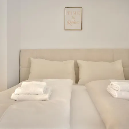 아파트 Peak View B4 By Aa Homes *