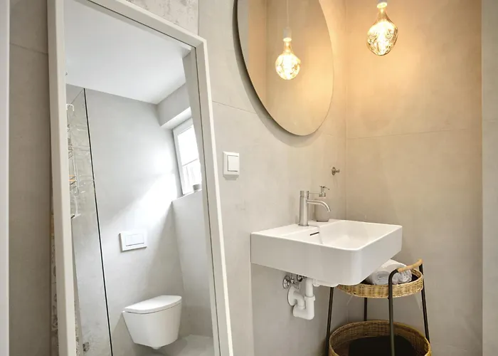 Apartment Peak View B4 By Aa Homes *